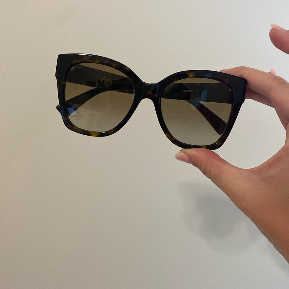 Gucci GG0459S Cat Eye Oversized Tortoise Brown Glasses